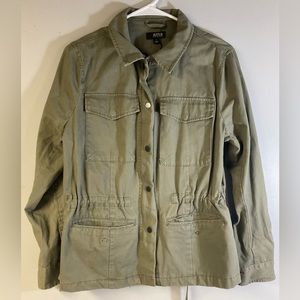 A.N.A Green Cargo Pocket Zip Snap Long Sleeve Jacket. Size L